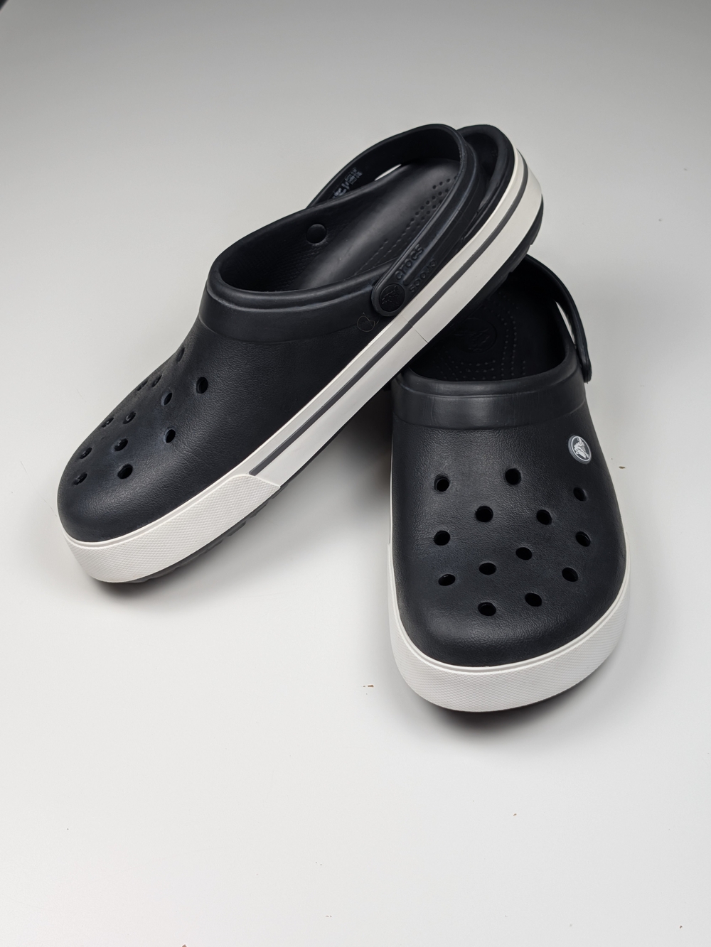 EUC Crocs Crocband Clog Black White Mens Size 12 Comfort Slip On Water Shoes